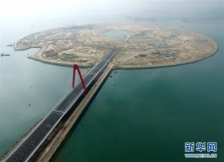 สะพานเชื่อม เกาะเทียม กับ แผ่นดินใหญ่ แห่งแรกของจีน / Image via CCTVNews