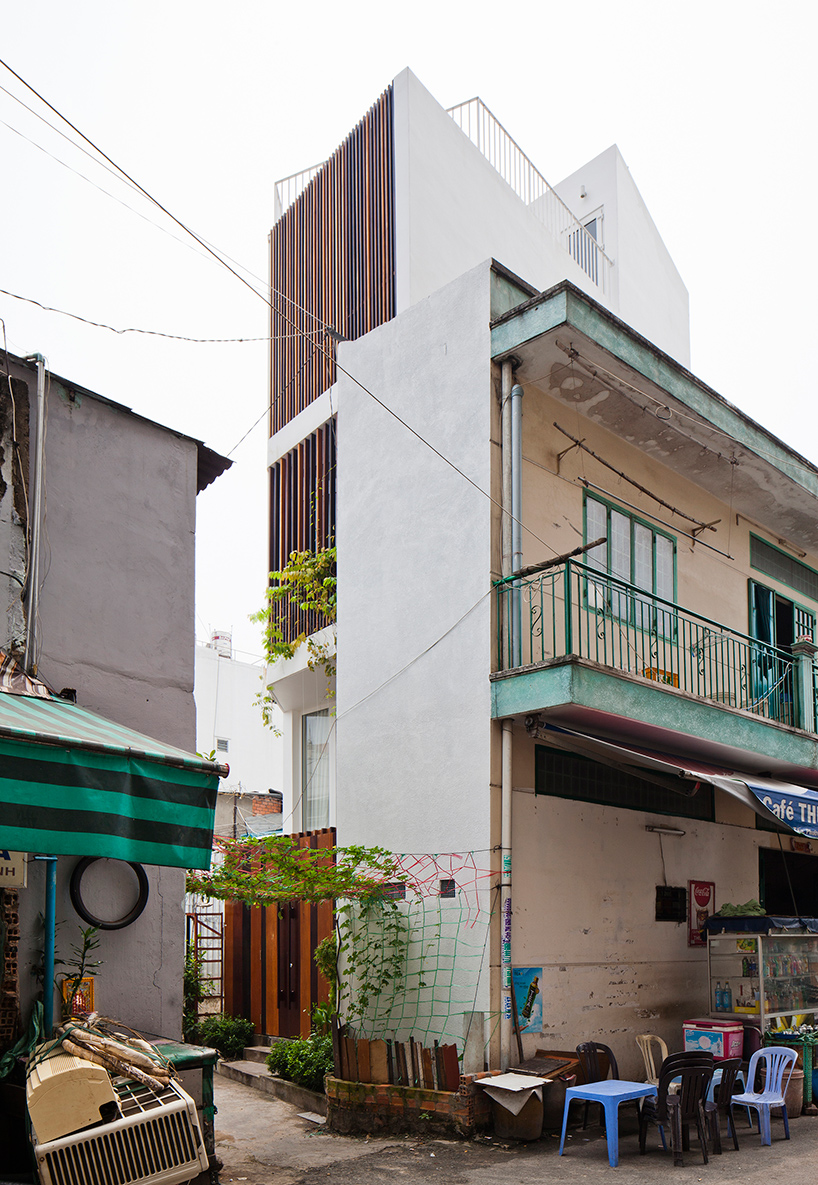 MM-micro-town-house-4x8m-phu-nhuan-ho-chi-minh-city-vietnam-designboom-03