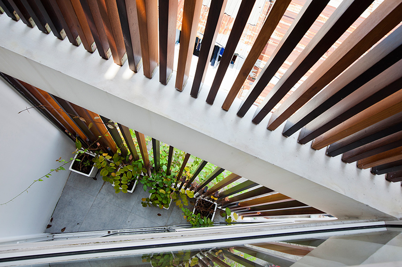 MM-micro-town-house-4x8m-phu-nhuan-ho-chi-minh-city-vietnam-designboom-04