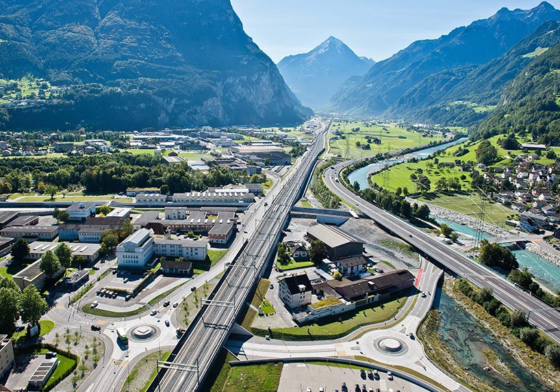 gotthard-base-tunnel-completion-designboom-08-818x573