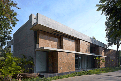 moving-lanscapes-matharoo-associates-architecture-ahmedabad-india_dezeen_3