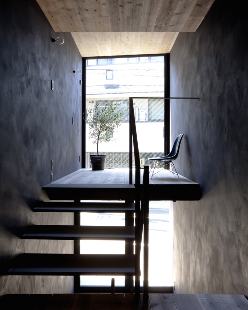 11.8m-house-tokyo-YUUA-architects-designboom-08