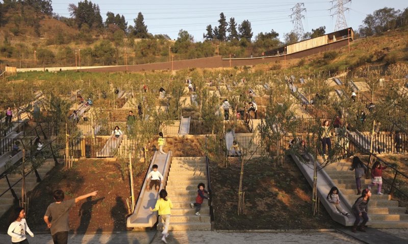 Childrens-Bicentennial-Park-in-Santiago-by-Alejandro-Aravena1-1020x610