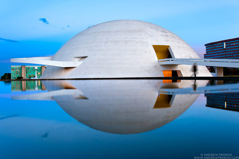 brazil-modernist-architecture-roundup-oscar-niemeyer-lina-bo-bardi-sergio-bernardes-designboom-04