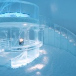 1ICEBAR-by-ICEHOTEL-Jukkasjarvi-Design-Elin-Julin-Marinus-Vroom-and-Jens-Thoms-Ivarsson-Photo-Asaf-Kliger-1020×610