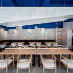 paras-cafe-the-swimming-pool-studio-blue-white-ceramic-tiles-interior-design-shanghai-china_dezeen_2364_ss_0-1024×732