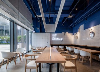 Paras Cafe