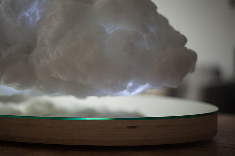 floating-cloud-speaker-richard-clarkson-studio-crealev-designboom-04