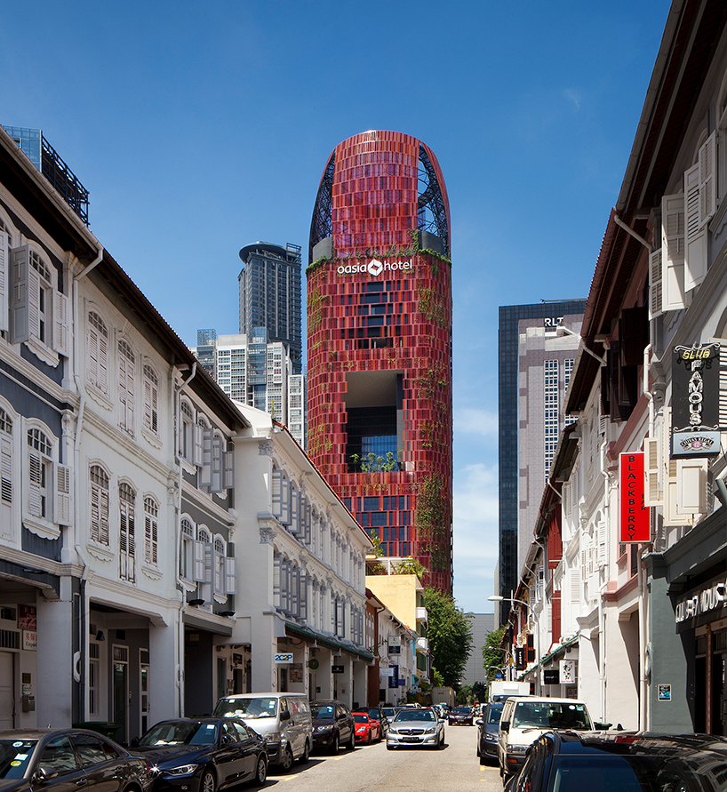 WOHA-oasia-hotel-downtown-singapore-designboom-12