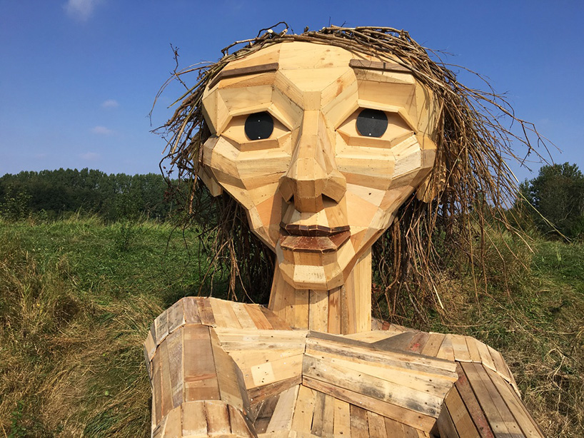 thomas-dambo-forgotten-giants-copenhagen-wooden-sculptures-designboom-011