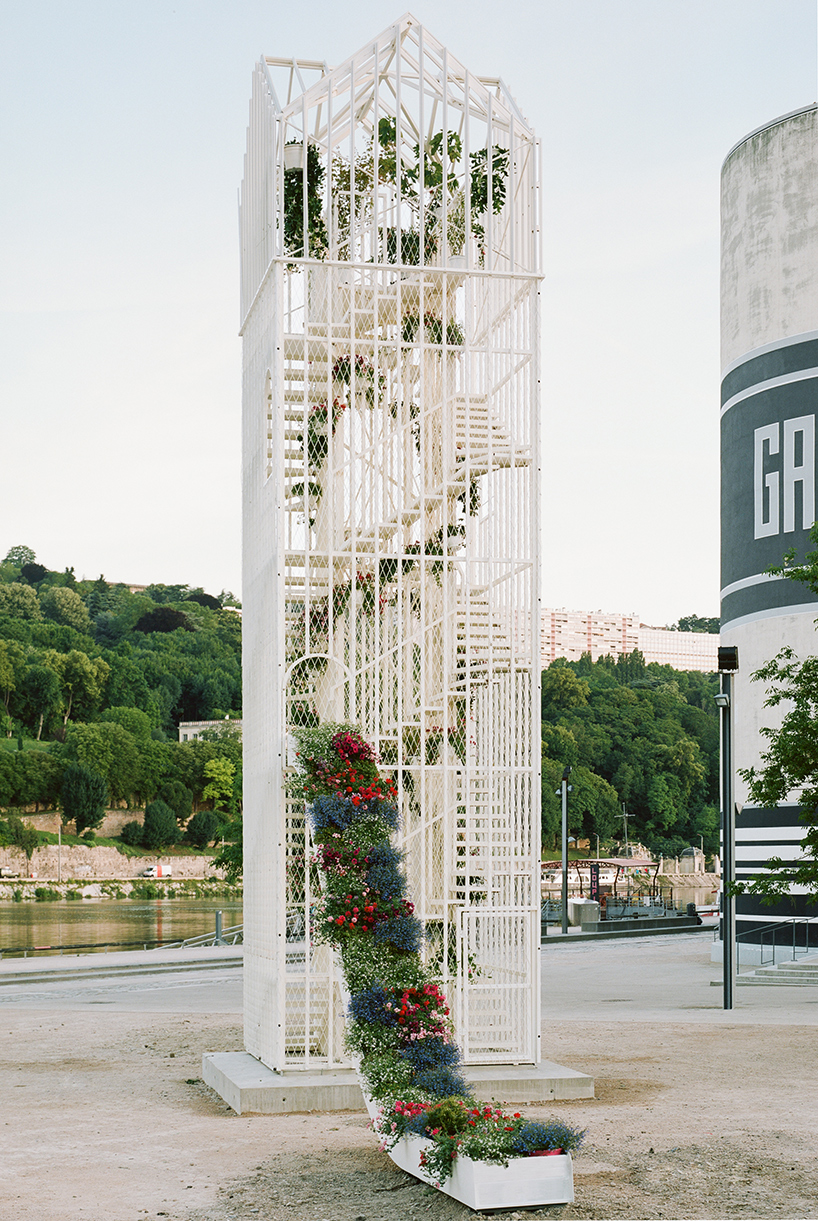 laisne-roussel-flower-pavilion-lyon-architecture-biennale-france-designboom-06