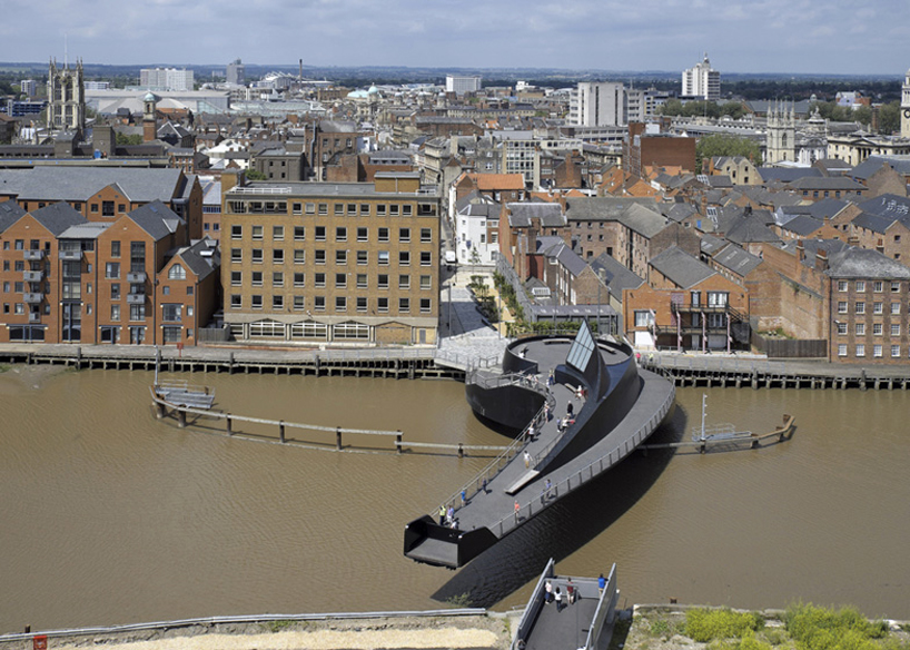 ten-amazing-moving-bridges-around-the-world-designboom-009