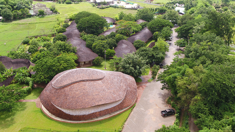 chiangmai-life-architects-bamboo-sports-hall-panyaden-international-school-thailand-designboom-01