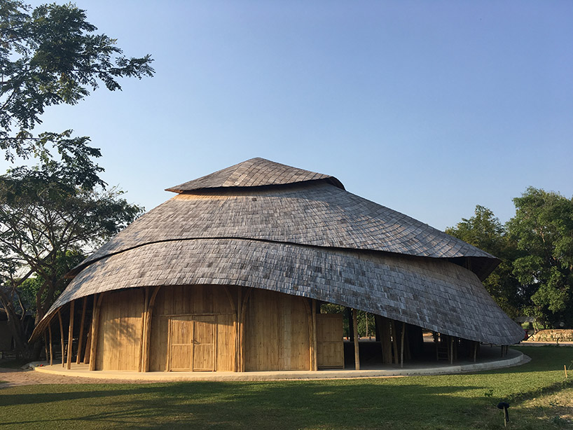 chiangmai-life-architects-bamboo-sports-hall-panyaden-international-school-thailand-designboom-02