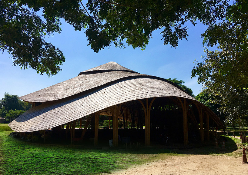 chiangmai-life-architects-bamboo-sports-hall-panyaden-international-school-thailand-designboom-07