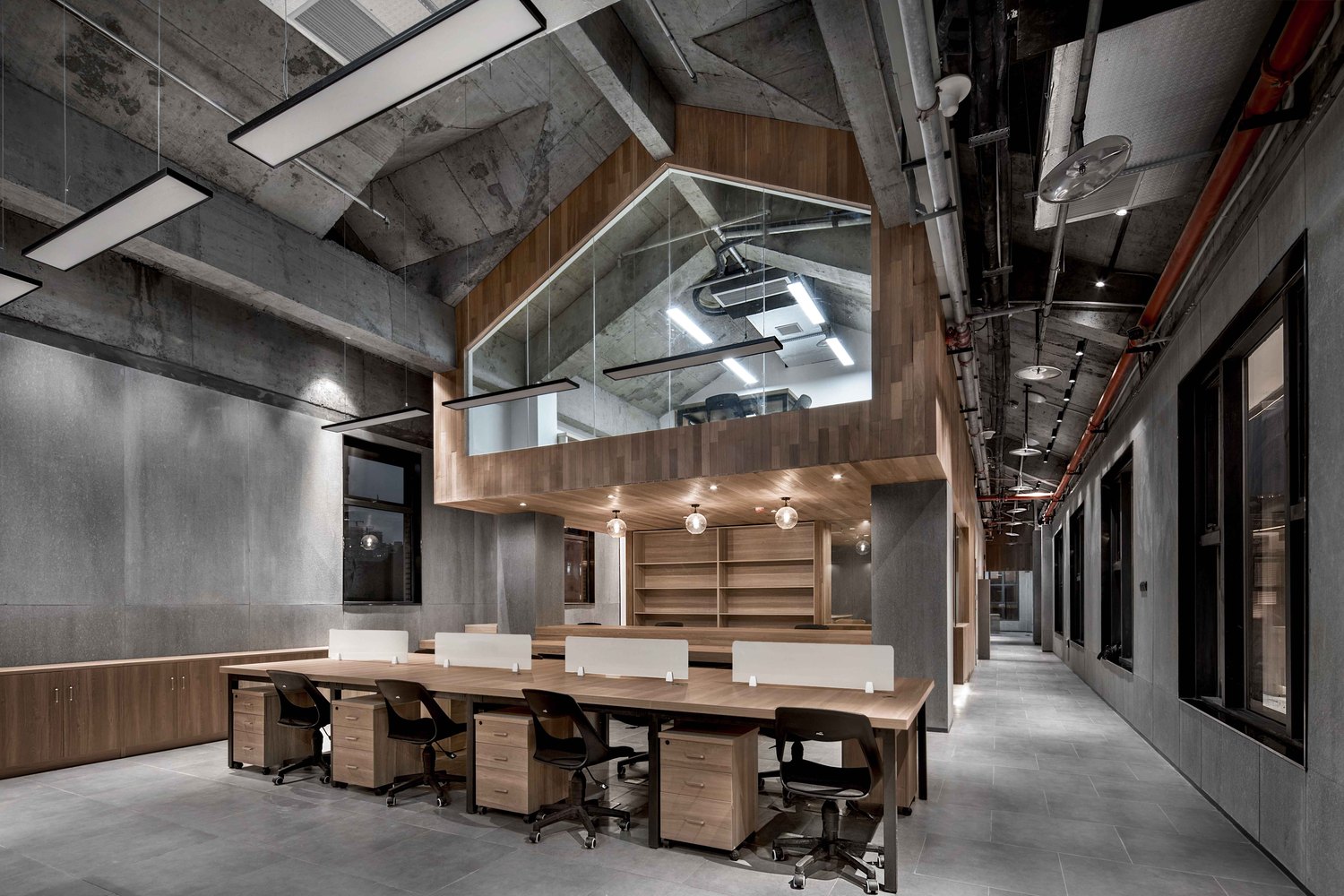 09_Coworking_Space_in_Building-1_1