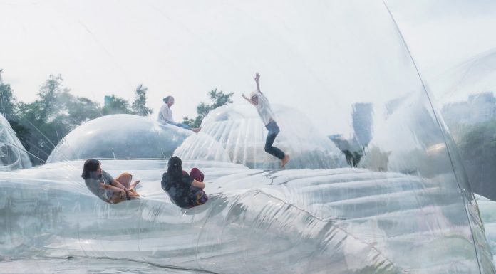 “Air Mountain” สถาปัตยกรรมพองลมอเนกประสงค์