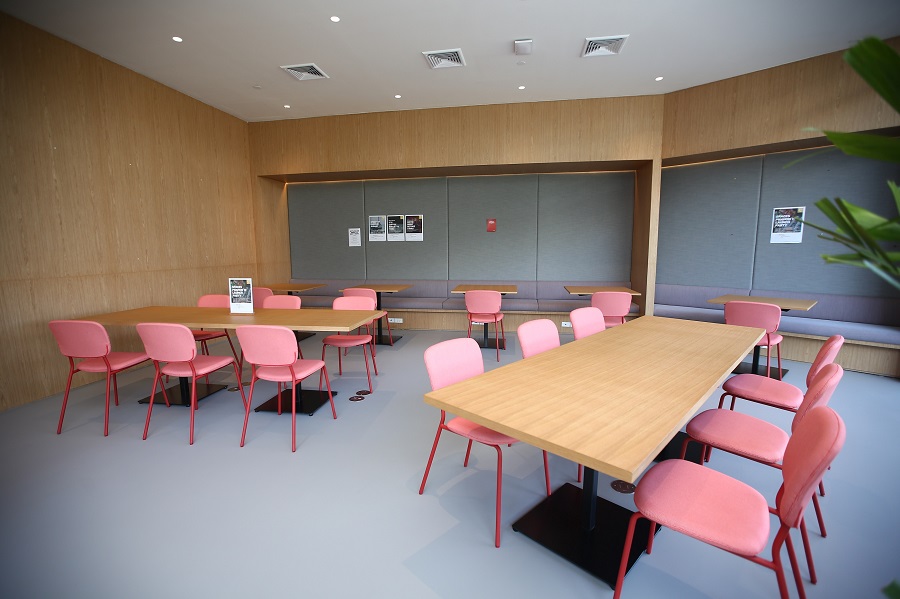 Spaces_Phahon19_Seating