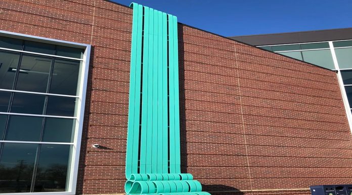 ฉีกกฏทุกการออกแบบ ปิดตำราเฟอร์นิเจอร์เดิมมาดูงาน Emotional ที่ผสม Function หน้าตาประหลาดจาก MICHAEL BEITZ