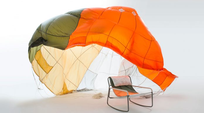 โดดแล้วอย่าทิ้ง! “Canopy Collection” เก้าอี้และฉากกั้นจากร่มชูชีพปลดระวาง