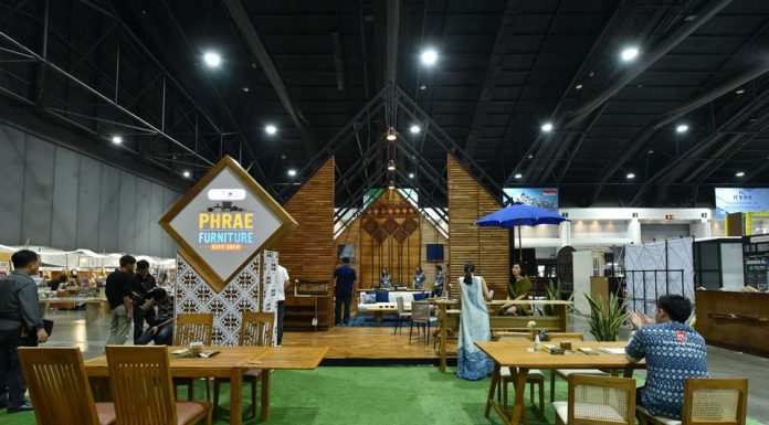 (CLIP) เชิญชมบูธ PHRAE FURNITURE ในงานสภาสถาปนิก’19