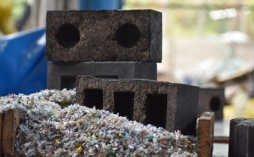เราไม่ทิ้งกัน! ของเสียที่ไม่ถูกทิ้ง การผลิต “Silica Plastic Block” อิฐบล็อกจากของเสียในโรงหล่อและขยะพลาสติก