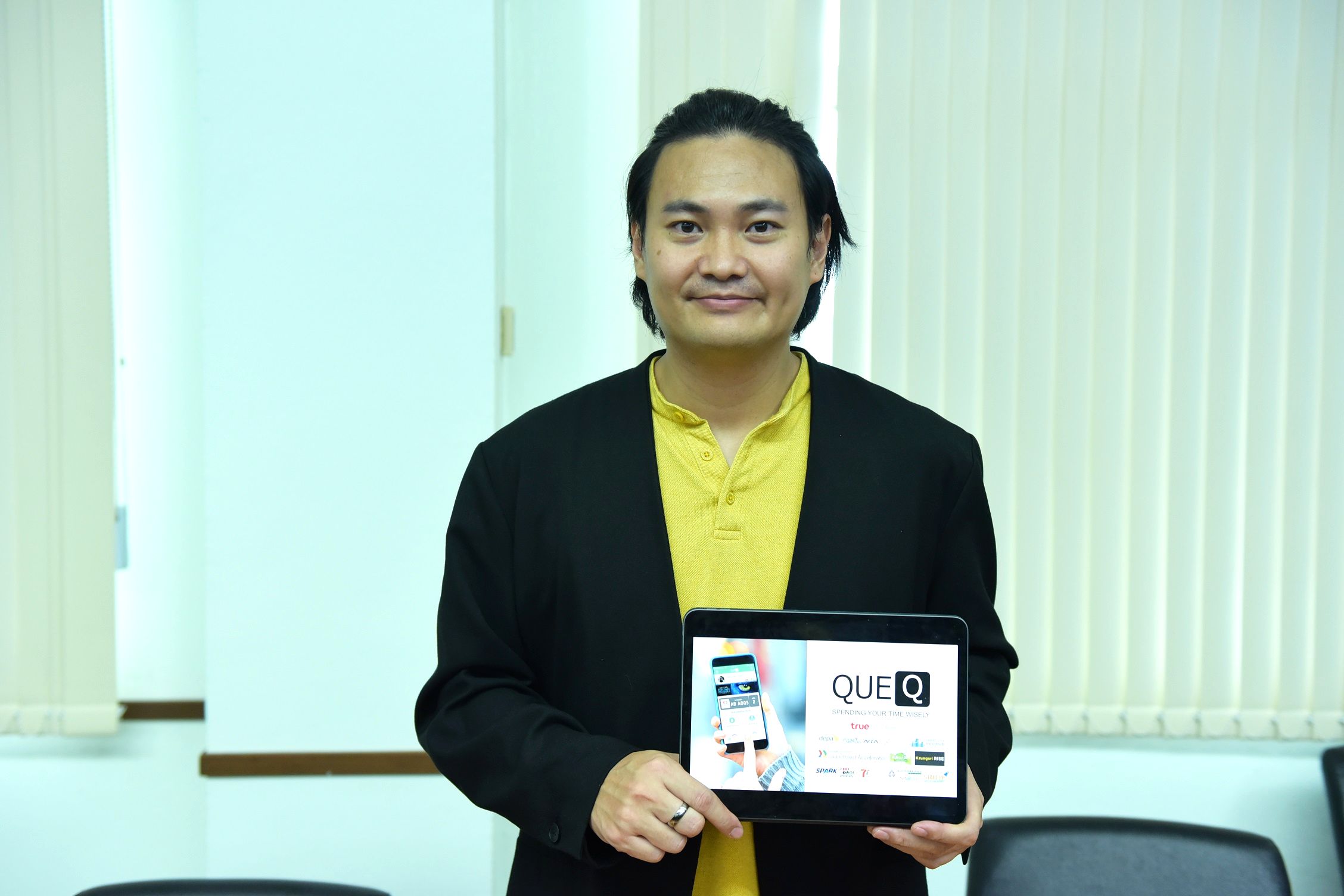 08-แอปพลิเคชั่น QueQ (คิวคิว)