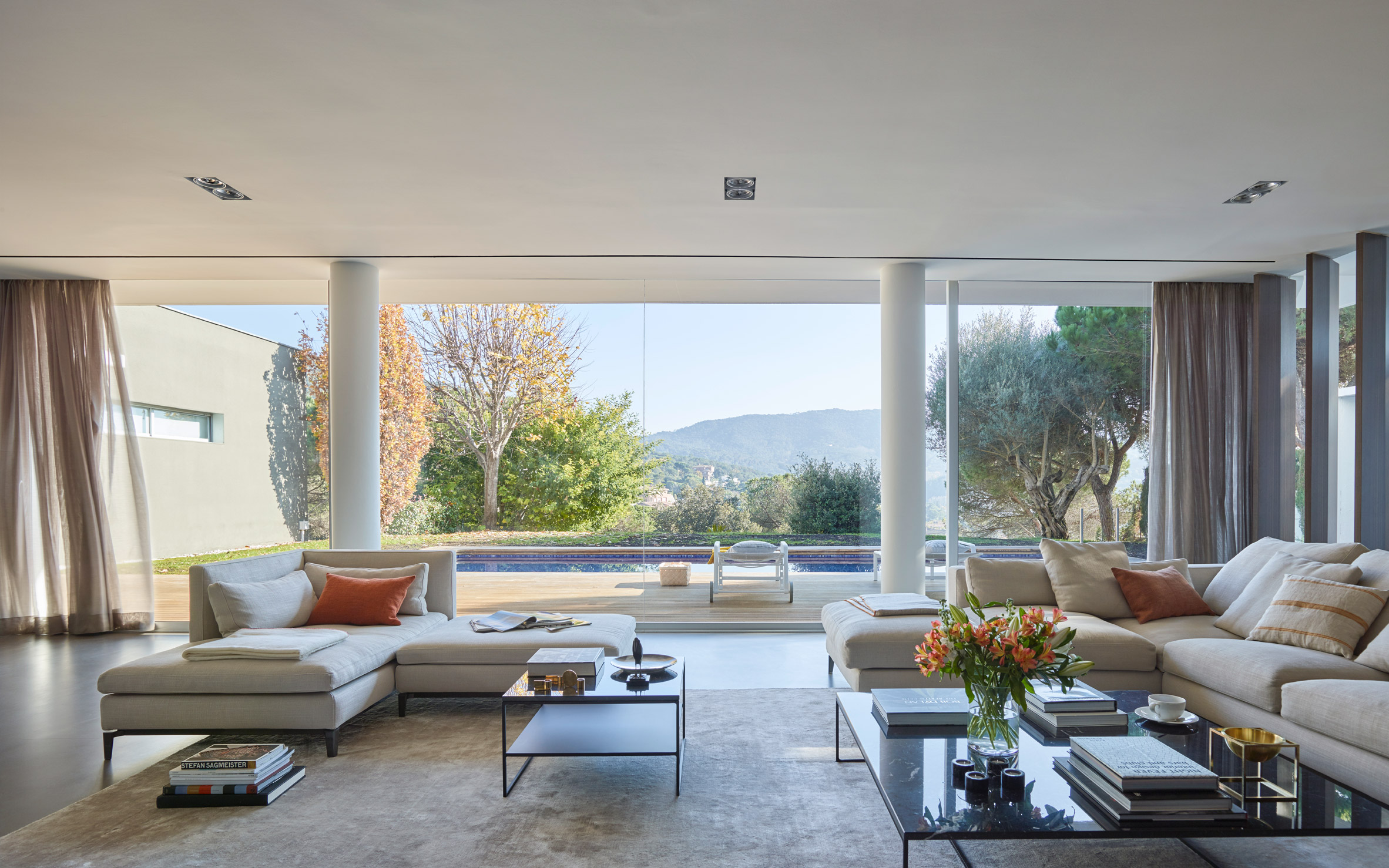 valles-house-ylab-arquitectos-interiors-residential-spain_dezeen_2364_col_12