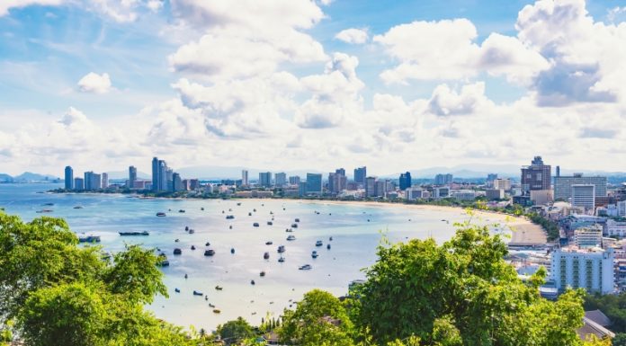 ฟื้นตัวหรือสะดุด! จับชีพจรตลาดอสังหาฯ 3 จังหวัดท่องเที่ยว ท่ามกลางโควิด-19 ระลอกใหม่