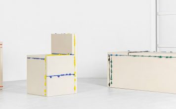 สุดปัง! เฟอร์นิเจอร์แซนด์วิช การตกแต่งด้วยพลาสติกและตัวทำละลาย