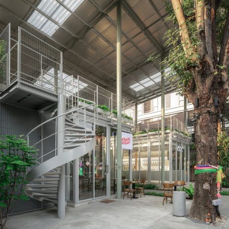 powwowwow-urban-backyard-bangkok-designboom-01c