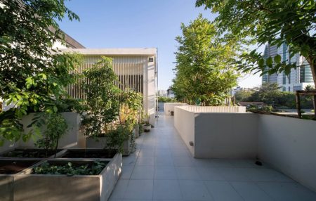shma-company-forest-house-bangkok-designboom-7