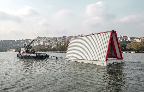 “Fold and Float” ไอเดียที่พักพิงชั่วคราวแบบลอยน้ำ สำหรับผู้ประสบภัย ที่ประเทศตุรกี