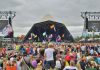 เวทีพีระมิดแห่ง Glastonbury: แนวคิด ประวัติ และวัสดุ