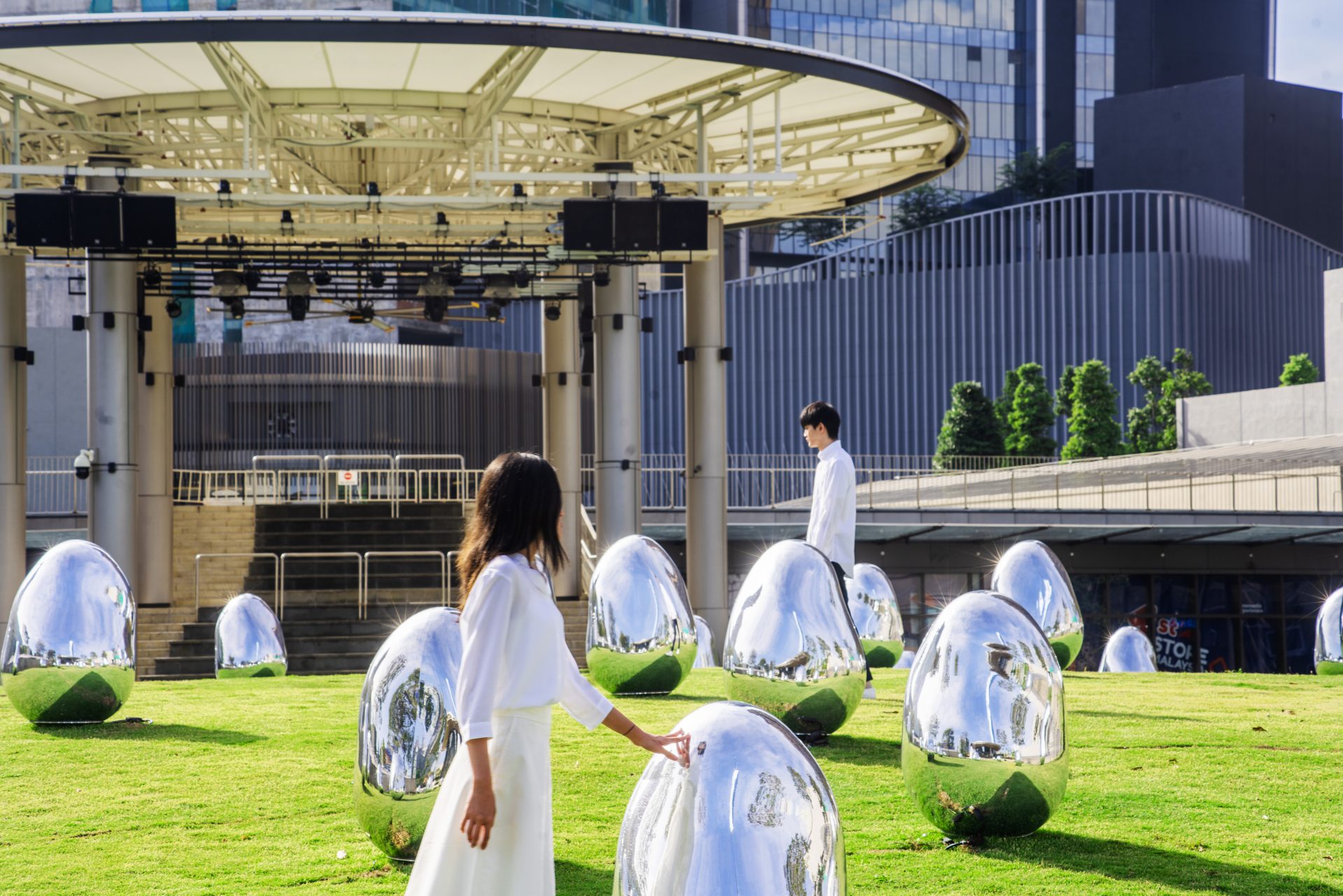 teamLab บุกมาเลเซีย จัดสวนศิลปะบนดาดฟ้า ‘Resonating Microcosms’ สะท้อน ...