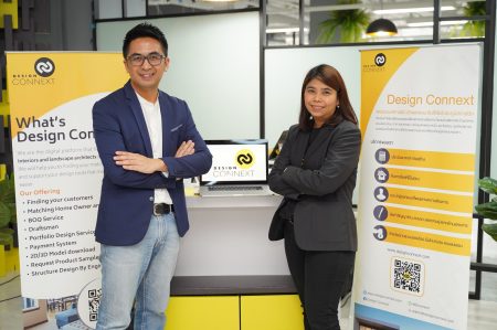 ศานิตย์ ภู่บุบผา Nexter Incubator Director และธฤษวรรณ บัวมาศ Design Connext Business Team Lead