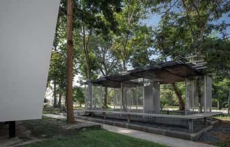 grid-lines-boundary-pavilion-sim-studio_14-1