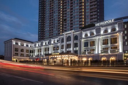 Metropole-front-view-
