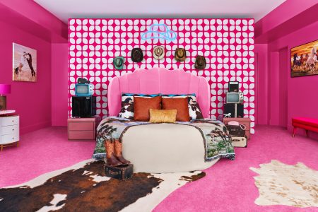 Barbies-Malibu-Dreamhouse-by-Airbnb_dezeen_2364_col_0