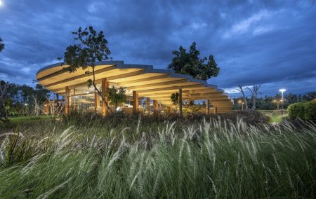 the-pomelo-amphawa-cafe-looklen-architects_8