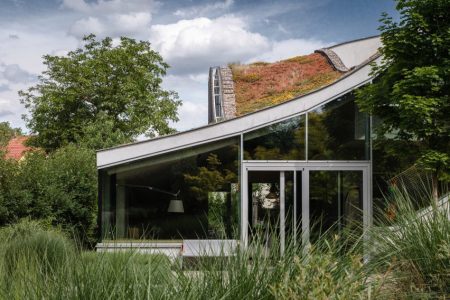 family-house-ro-ar-hlubocepy-czech-republic-architecture-residential-houses_dezeen_2364_col_38-852×568